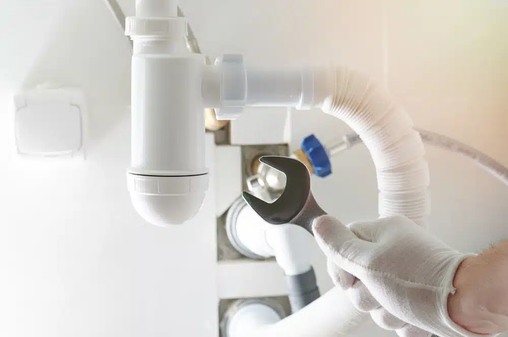 Shutterstock 1685400922 03 - Commercial Toilet Repair Services Fort Myers FL | Waterway Plumbing