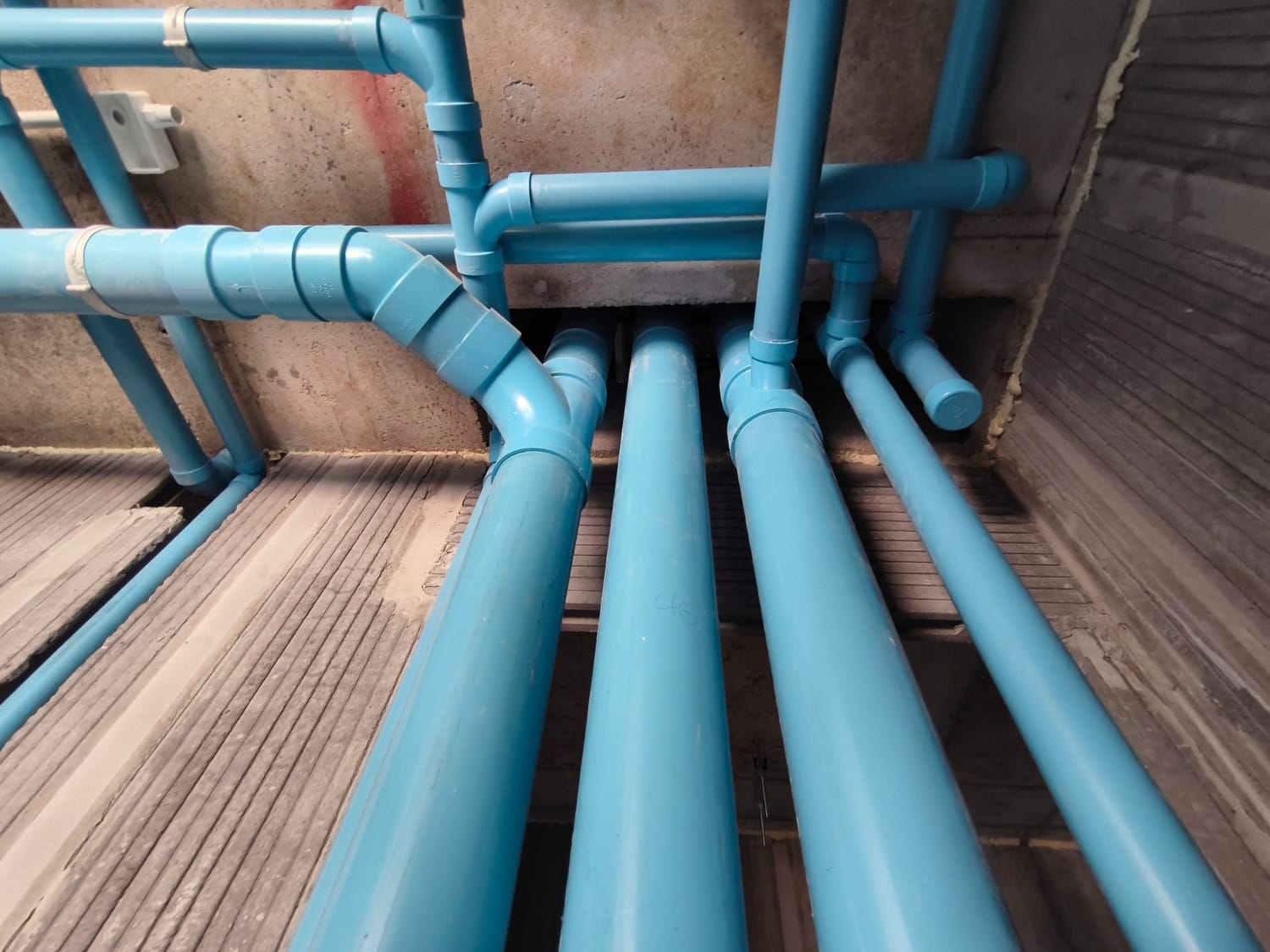 hydro jetting pipes